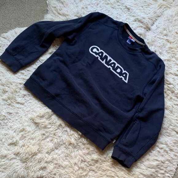 Canada Navy Blue & White Graphic Crewneck Pullover Sweater - Picture 2 of 2